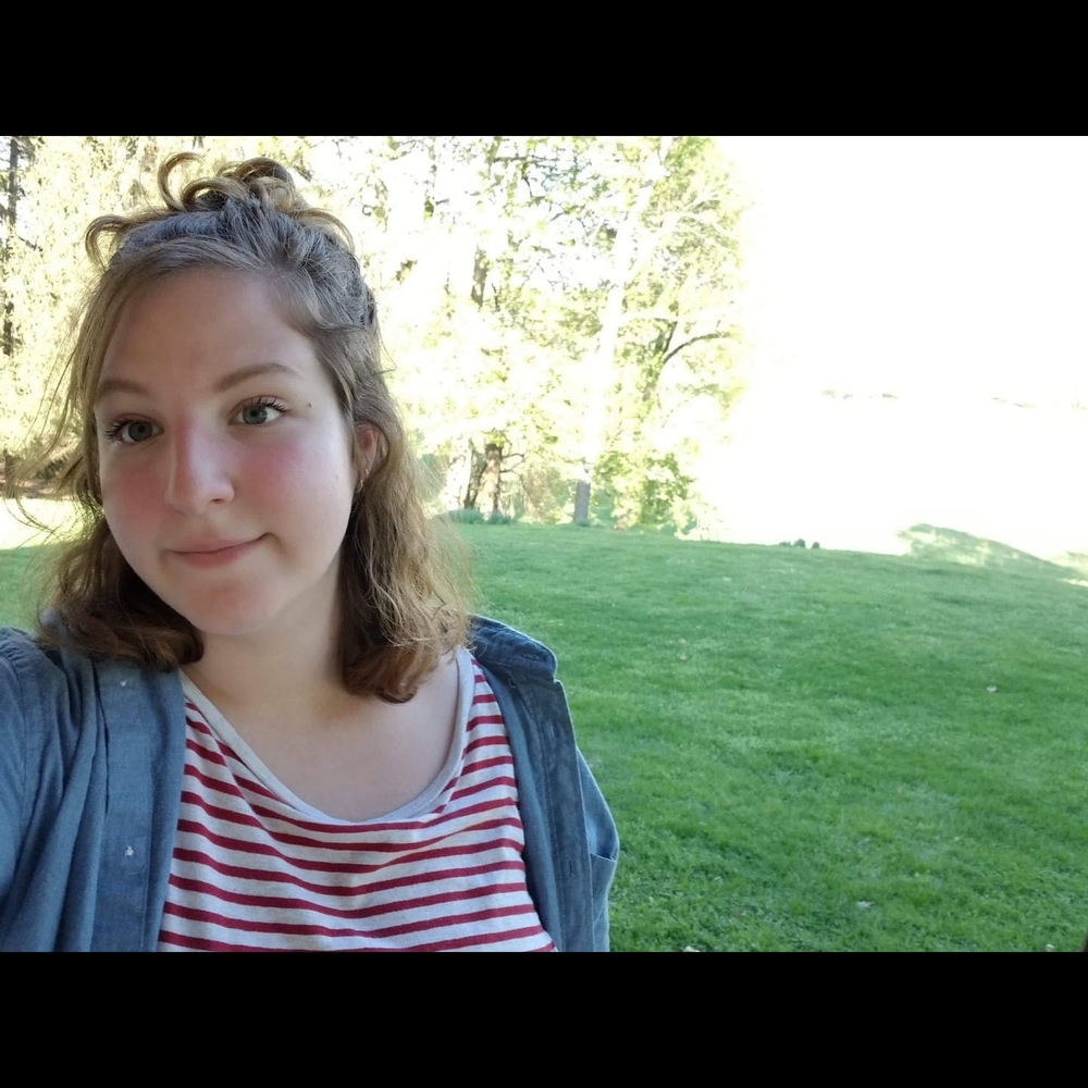 Meet your Posher, Alie